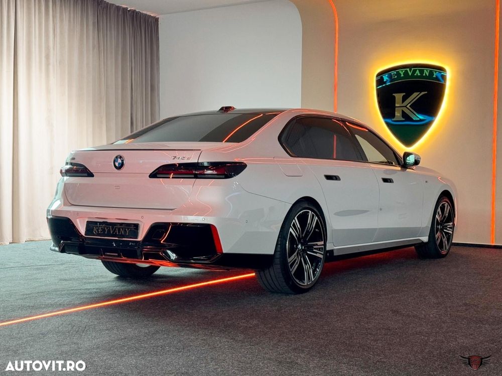 BMW Seria 7 740d xDrive - 17