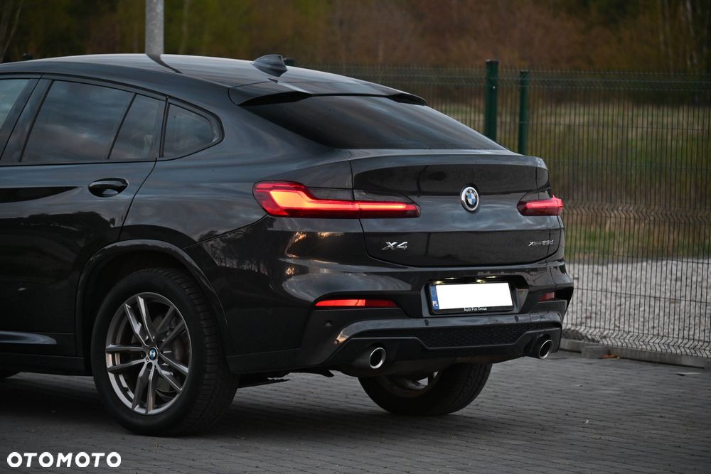 BMW X4 xDrive25d sport - 30