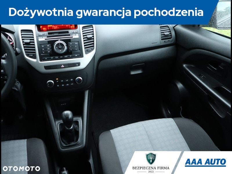 Kia Venga - 9
