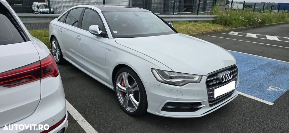 Audi S6 - 3