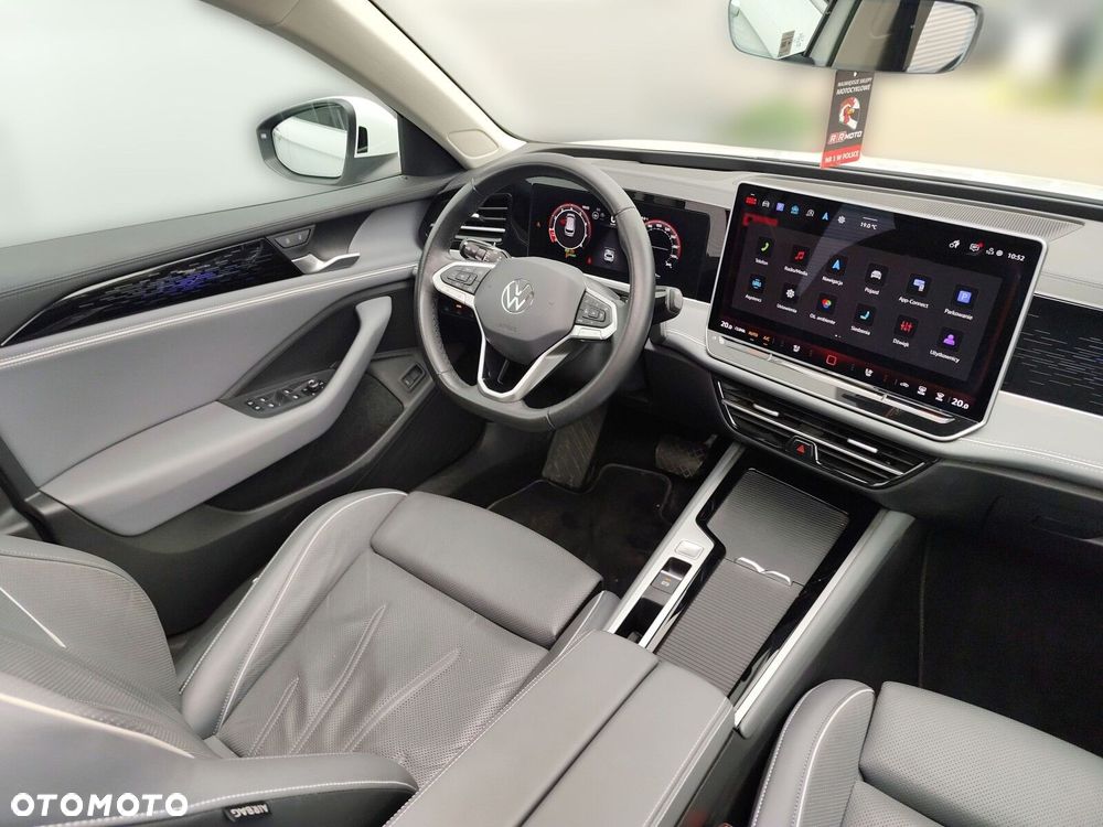 Volkswagen Passat - 20