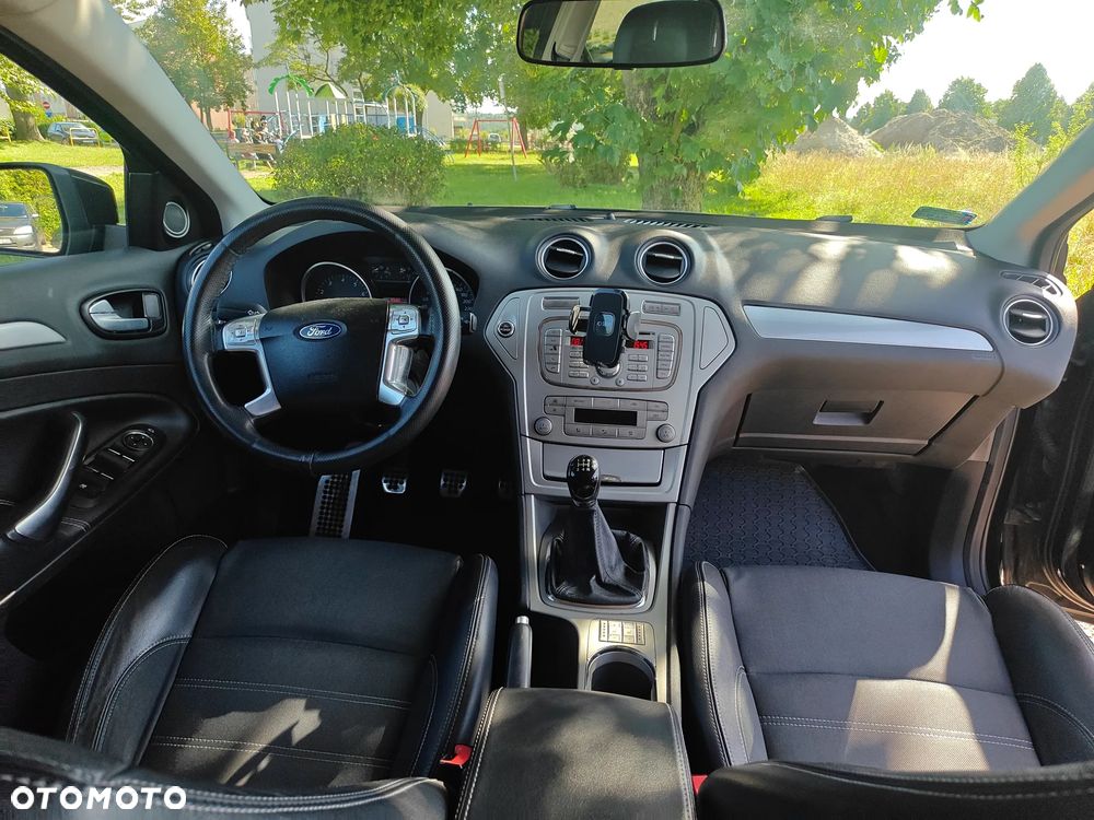 Ford Mondeo 2.0 FF Titanium - 9