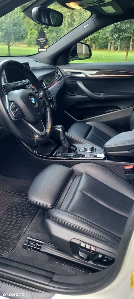 BMW X2 sDrive20i Advantage Plus - 7