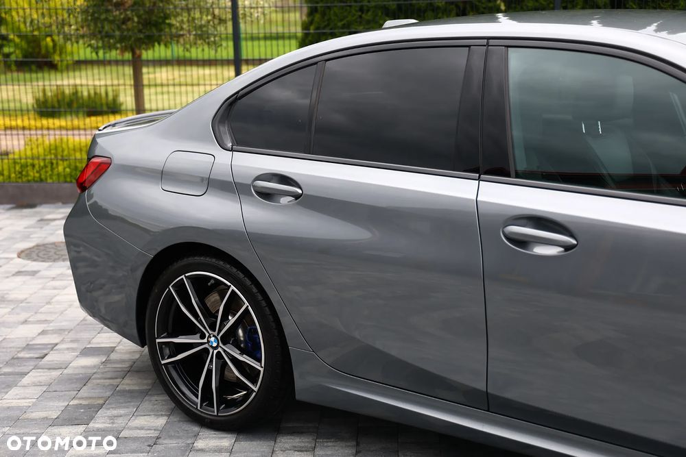 BMW Seria 3 330i xDrive M Sport - 6