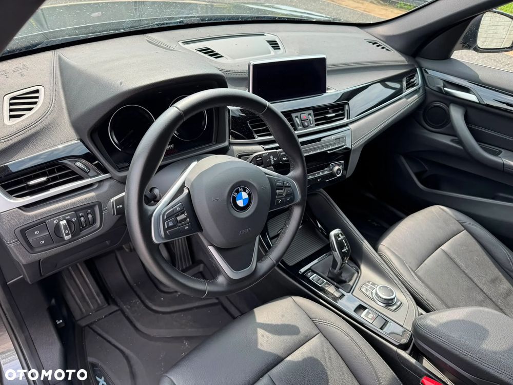 BMW X1 sDrive20i xLine - 11