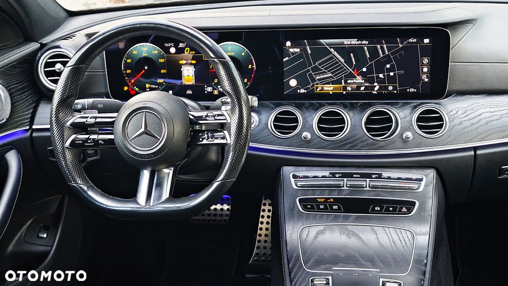 Mercedes-Benz Klasa E 220 d 4-Matic AMG - 17