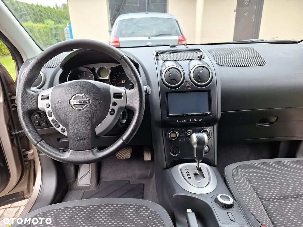 Nissan Qashqai 2.0 dCi 4 x 4 DPF acenta - 9