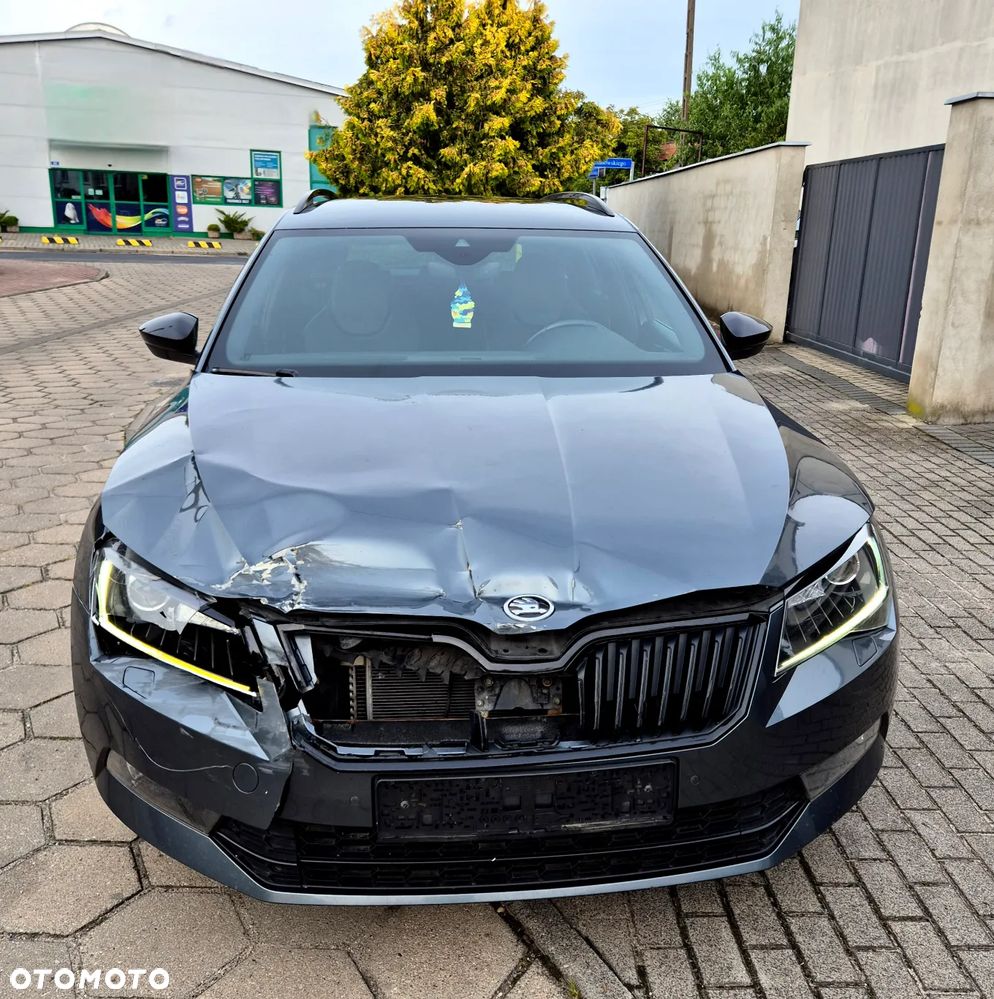 Skoda Superb 2.0 TDI 4x4 Sportline DSG - 13