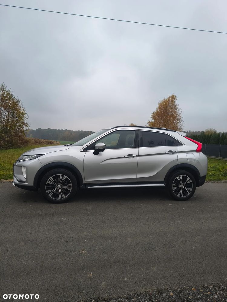 Mitsubishi Eclipse Cross - 5