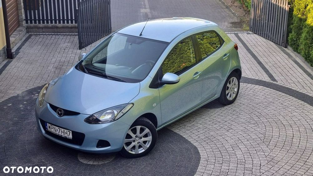 Mazda 2 - 16