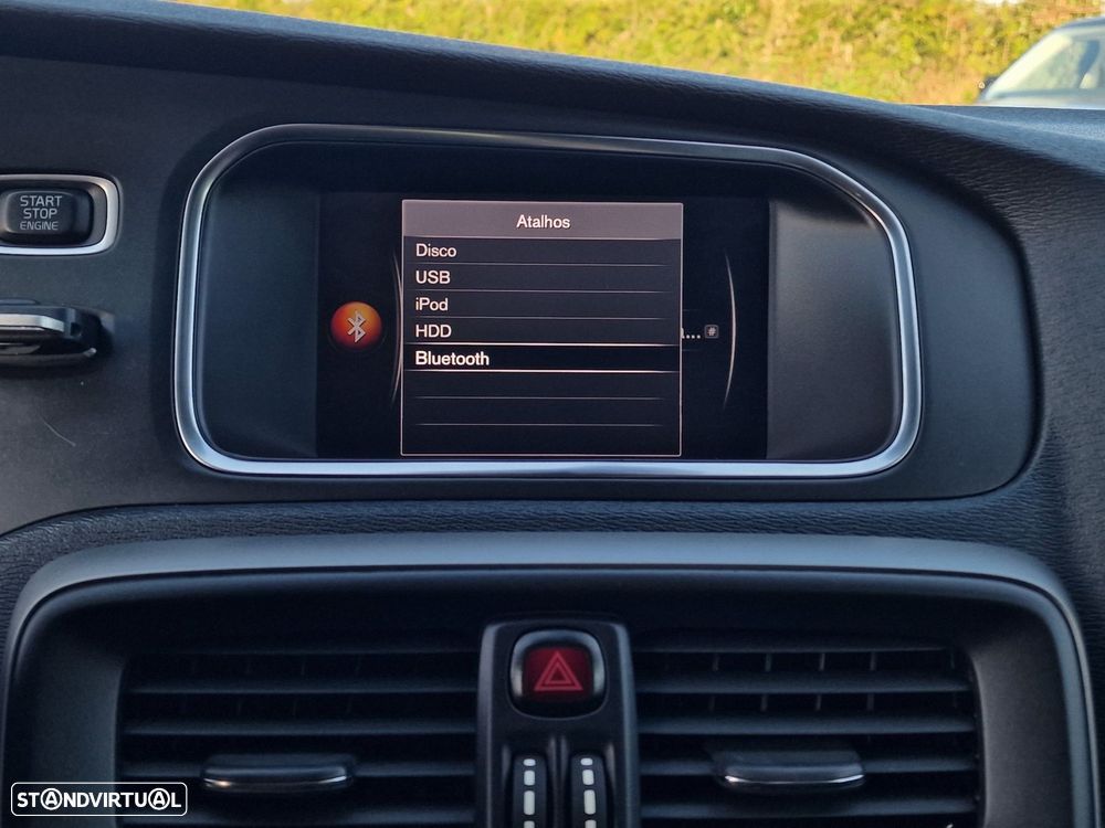 Volvo V40 Cross Country 2.0 D3 - 27