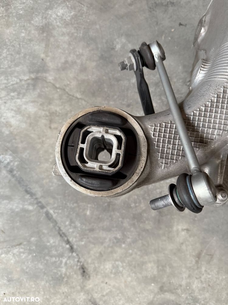 Punte spate BMW seria 5 F10-11 an 2010-2016 cu 10.000 km - 2