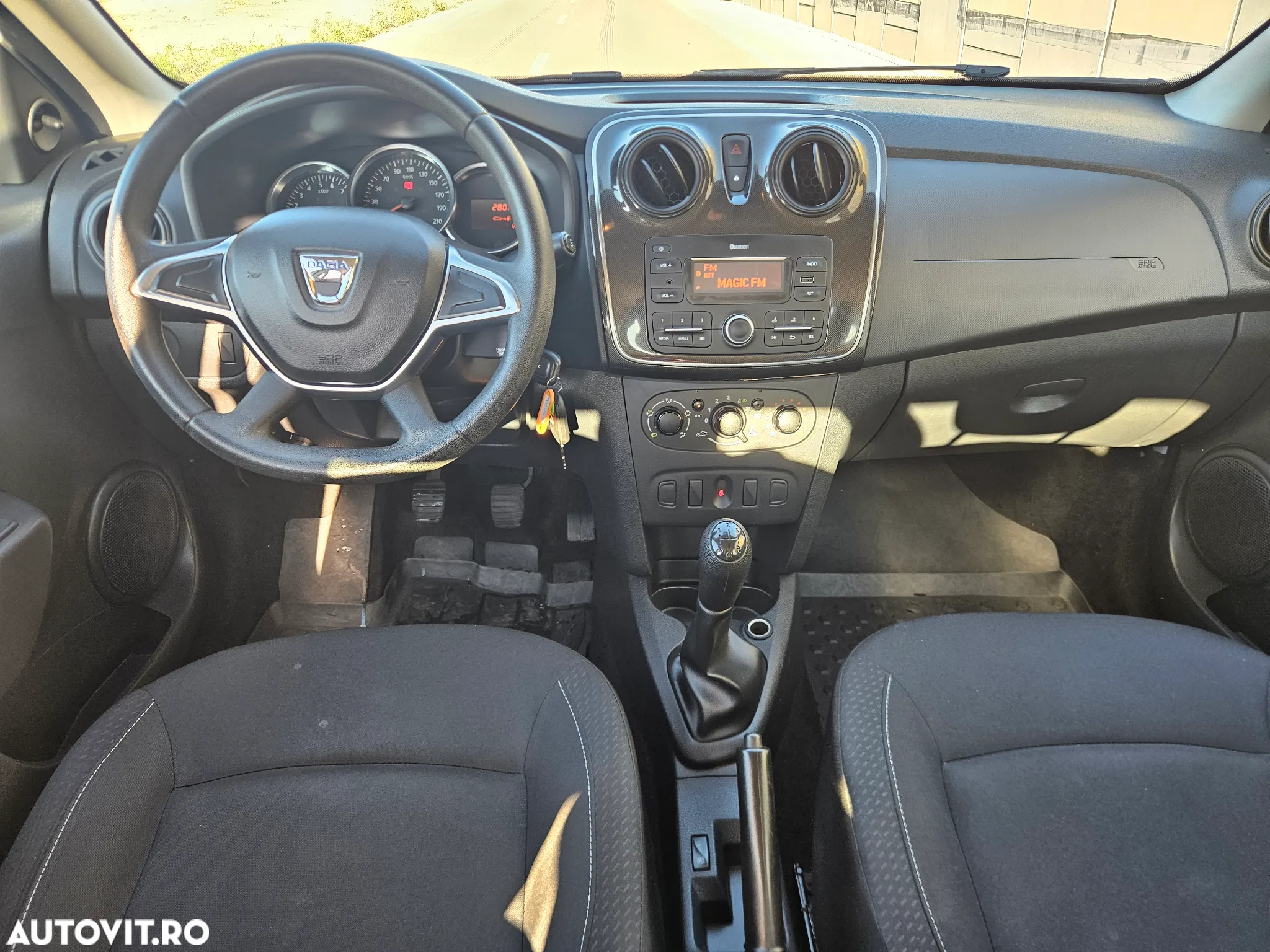 Dacia Logan 1.0 SCe Laureate - 5