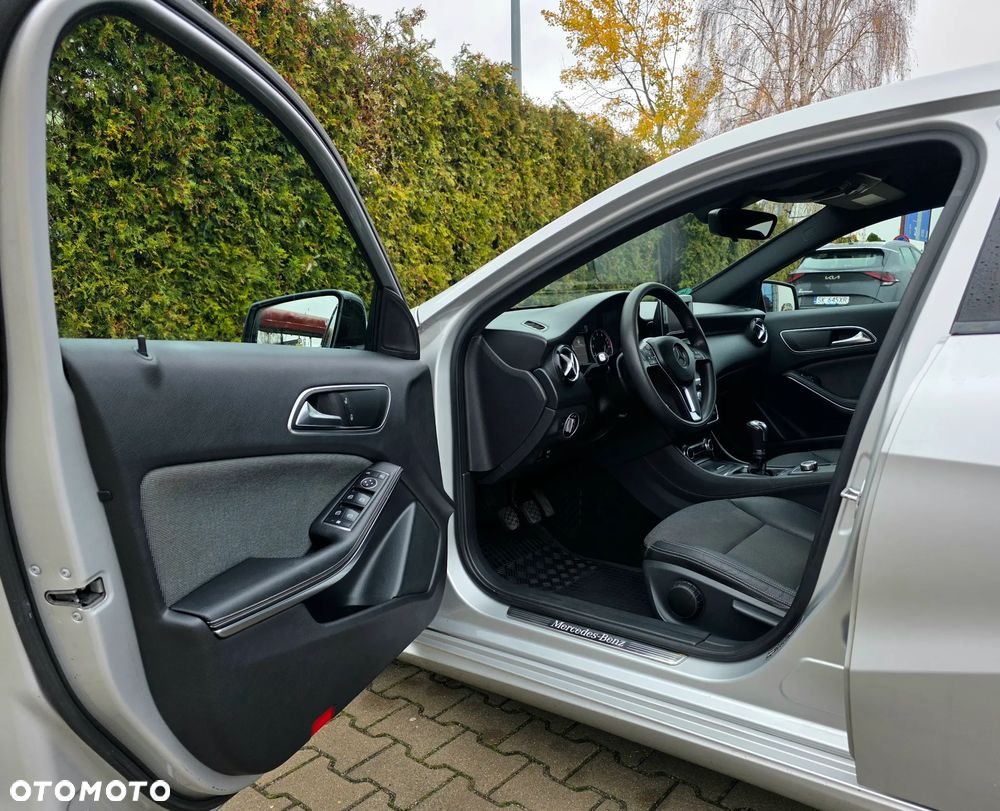 Mercedes-Benz Klasa A 200 (BlueEFFICIENCY) Style - 16
