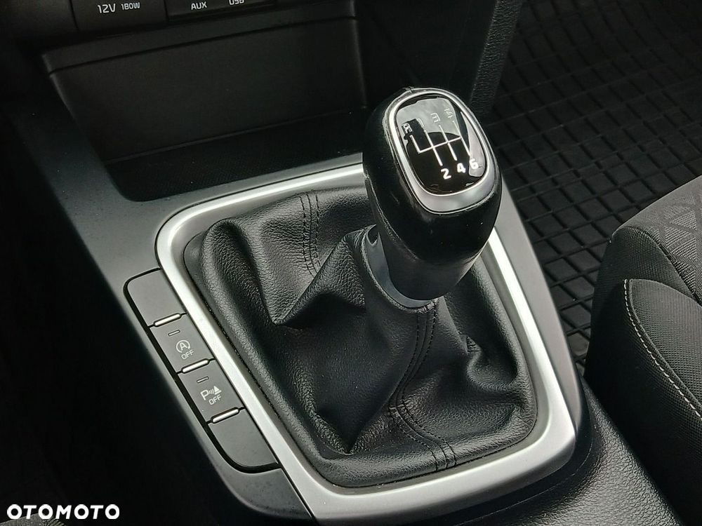 Kia Ceed 1.4 T-GDI M - 26