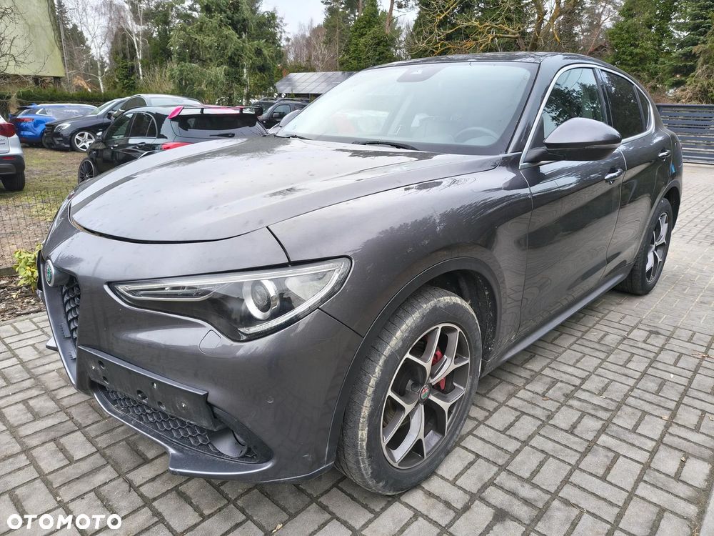 Alfa Romeo Stelvio 2.2 16V AT8 Q4 Intensa - 1