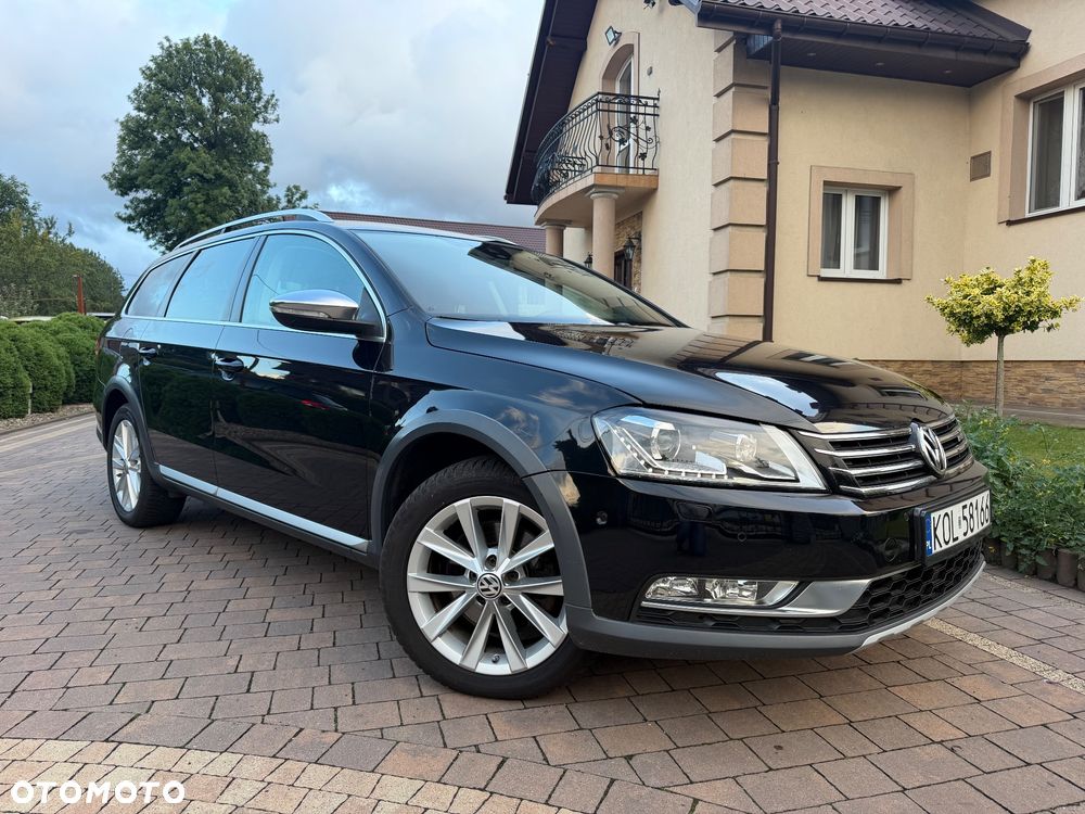 Volkswagen Passat Alltrack 2.0 TDI 4Motion DSG BlueMotion Tec - 24