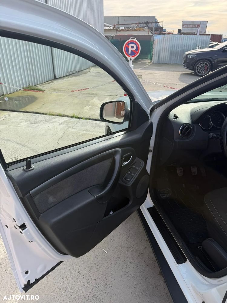 Dacia Duster 1.5 dCi 4WD Prestige jante 16" - 8