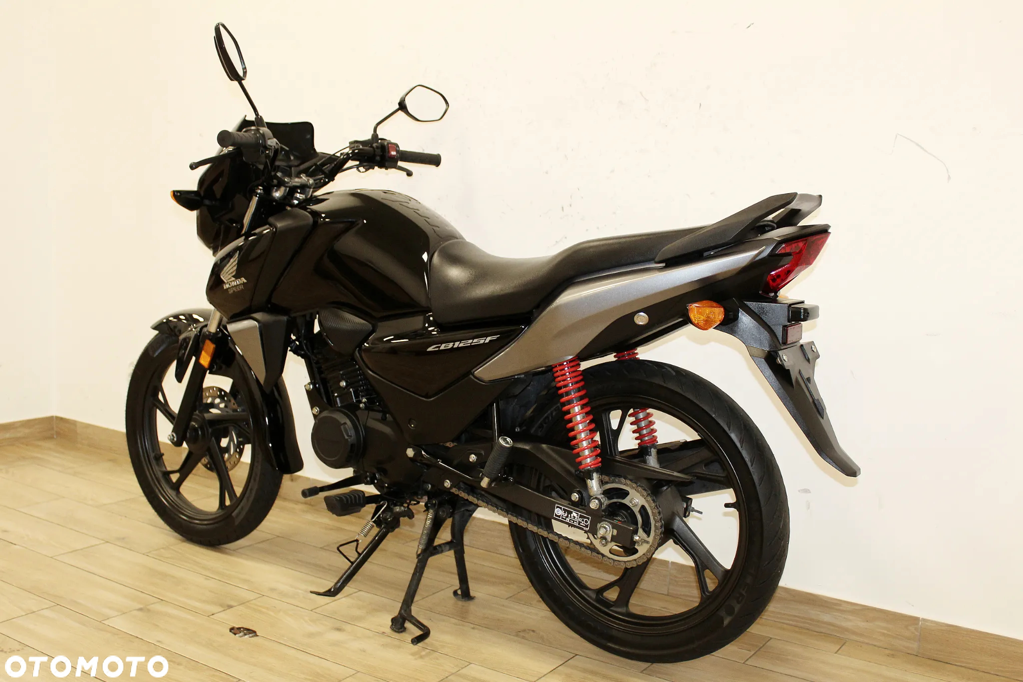 Honda CBF - 9