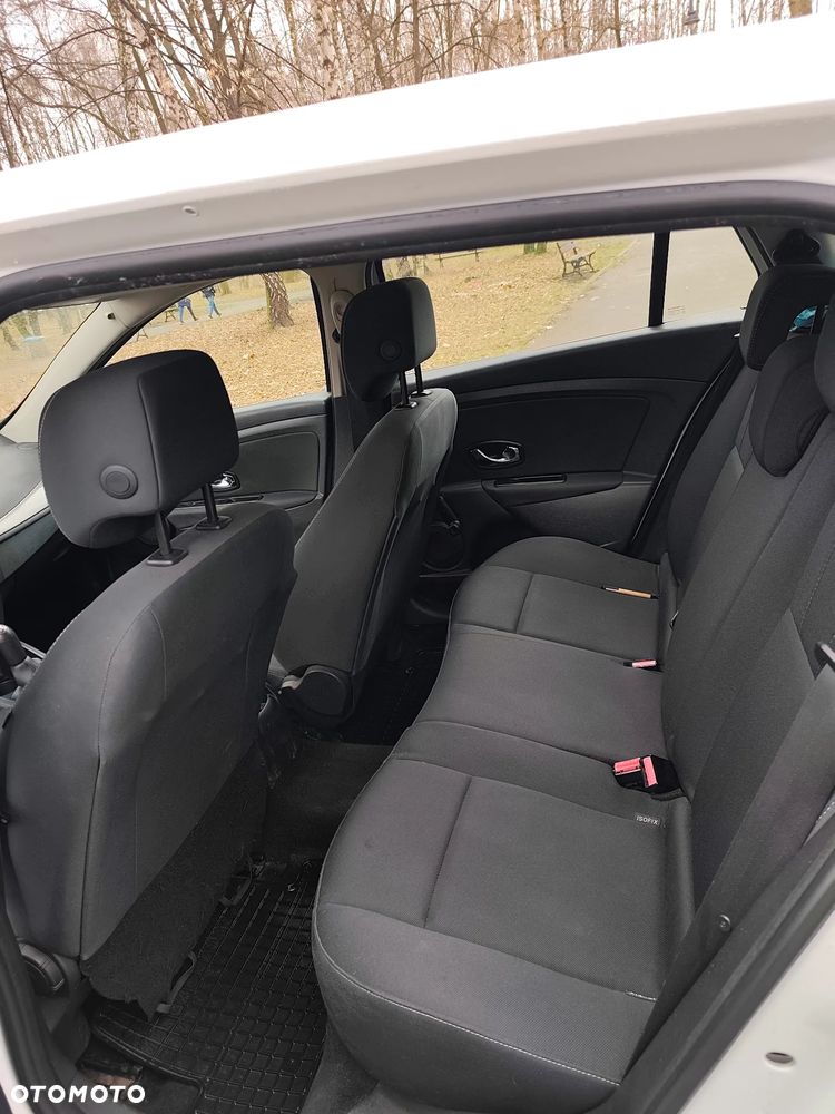Renault Megane - 11