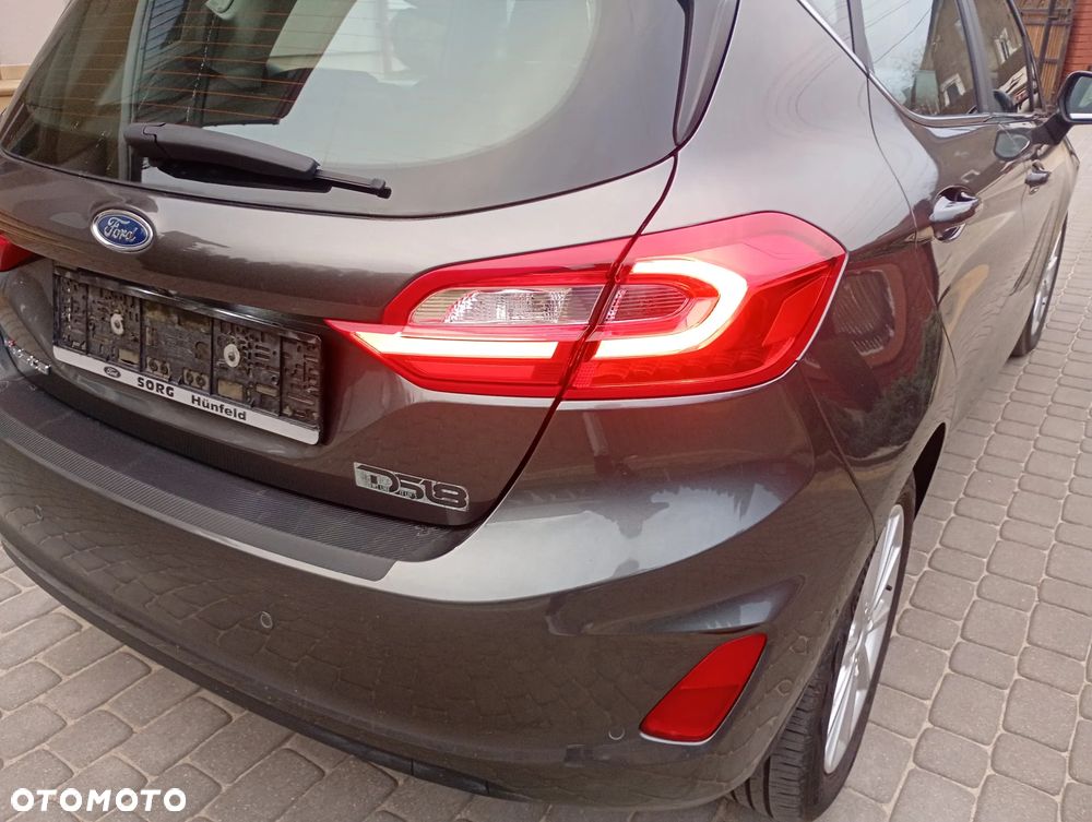 Ford Fiesta 1.0 EcoBoost S&S TITANIUM - 16