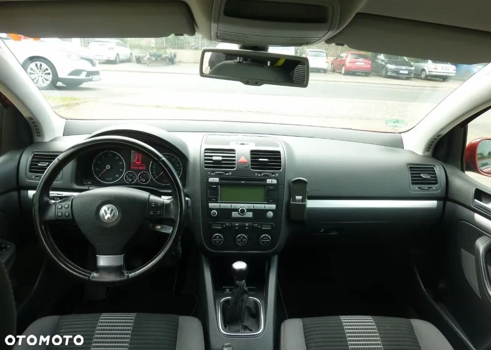 Volkswagen Golf 1.6 United - 12