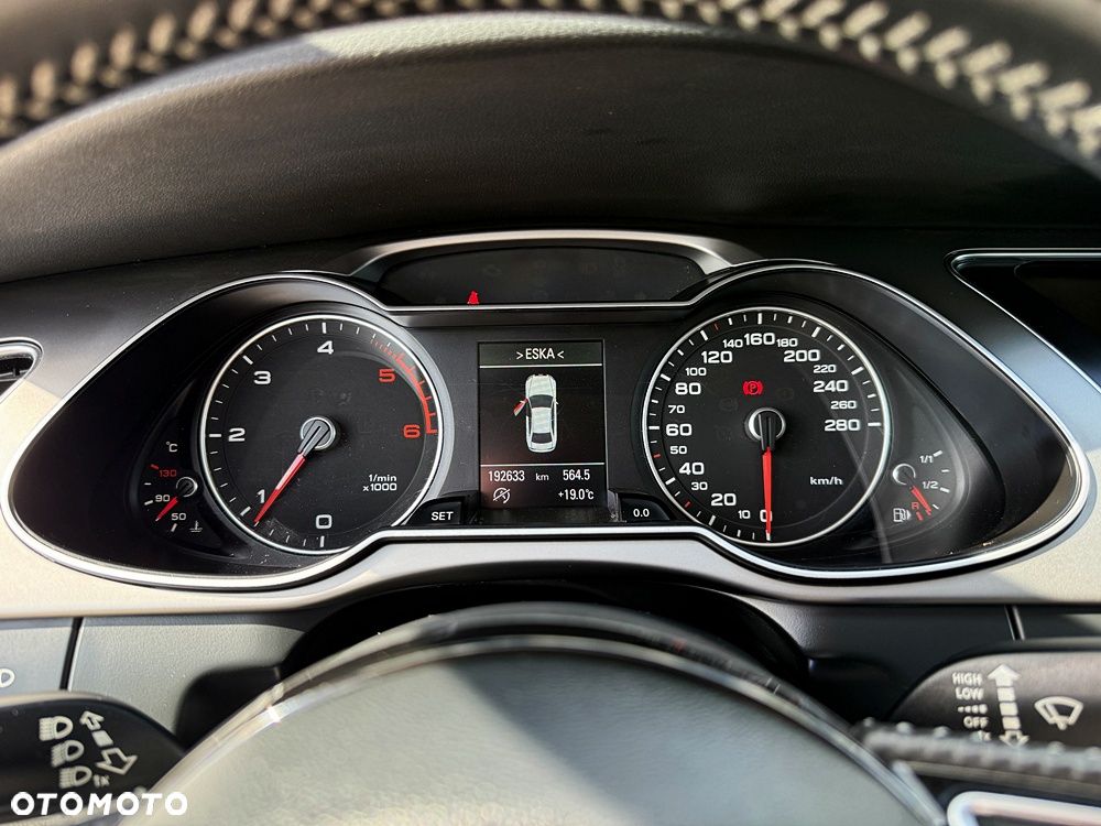 Audi A4 Limousine 2.0 TDI DPF Ambition - 28