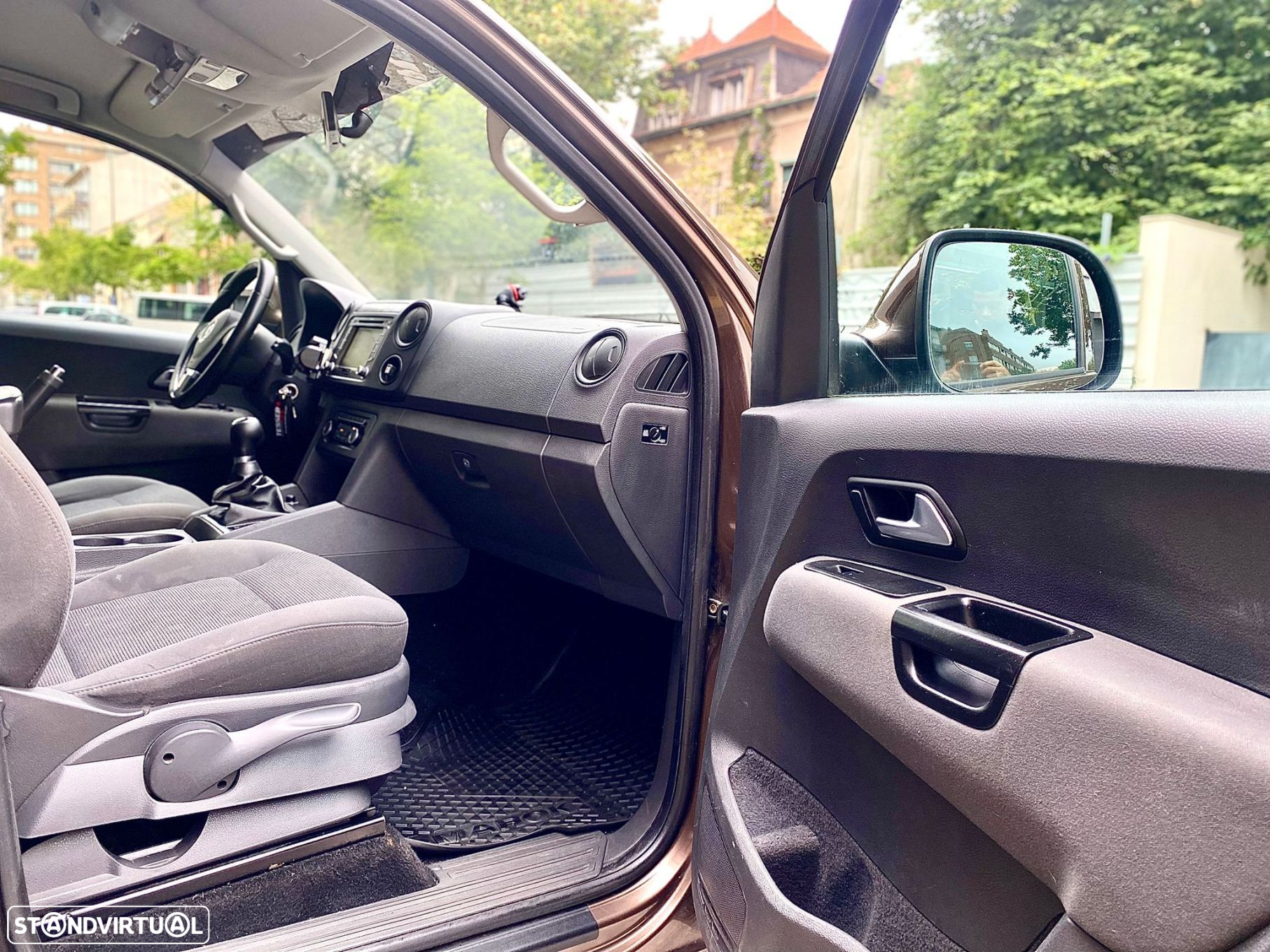VW Amarok 2.0 BiTDI 4MOTION Trendline - 28