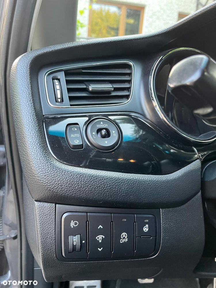 Kia Ceed 1.6 GDI M - 19