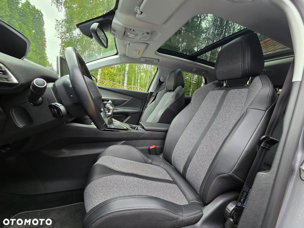 Peugeot 3008 PureTech 130 Stop & Start GPF Allure - 13