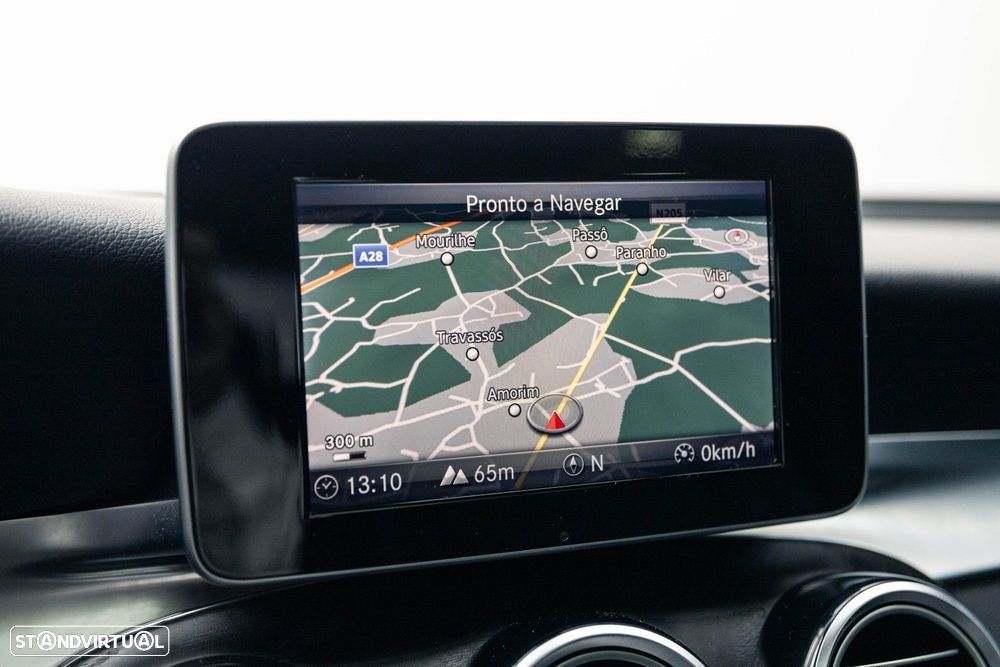 Mercedes-Benz GLC 250 d 4Matic 9G-TRONIC AMG Line - 36