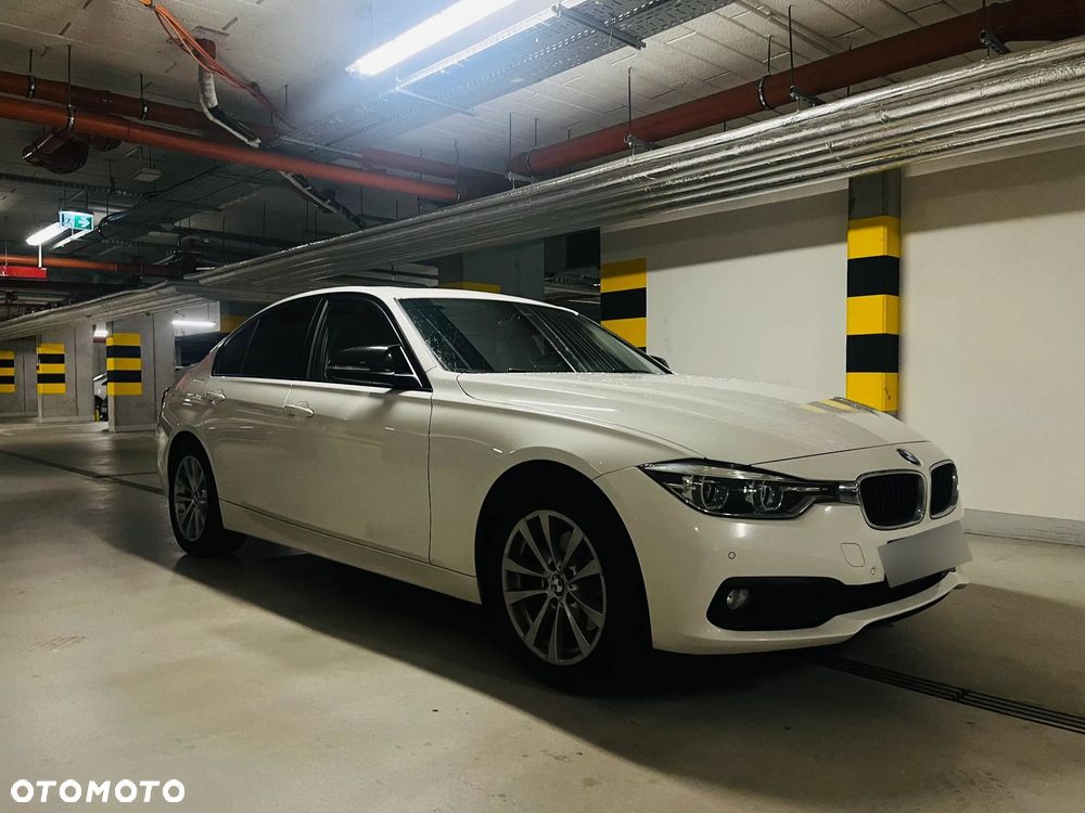 BMW Seria 3 320d Edition Luxury Line Purity - 3
