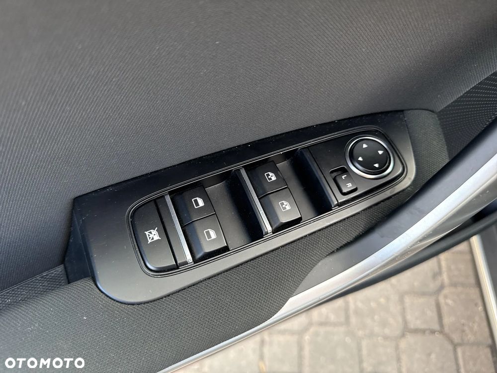 Kia XCeed 1.5 T-GDI M DCT - 19