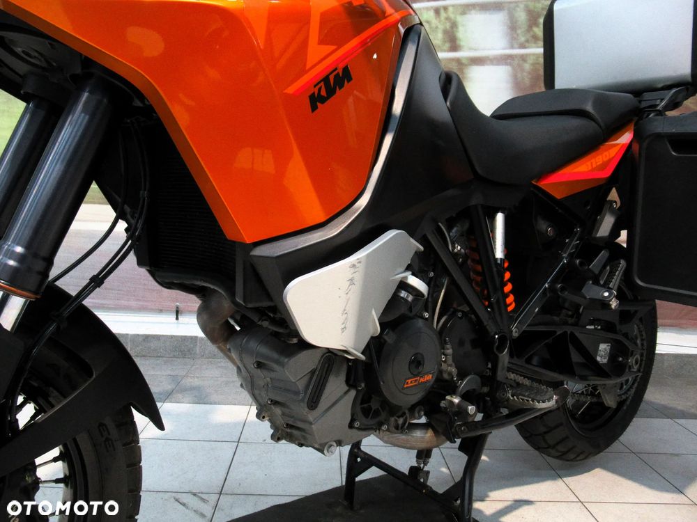 KTM Adventure - 19