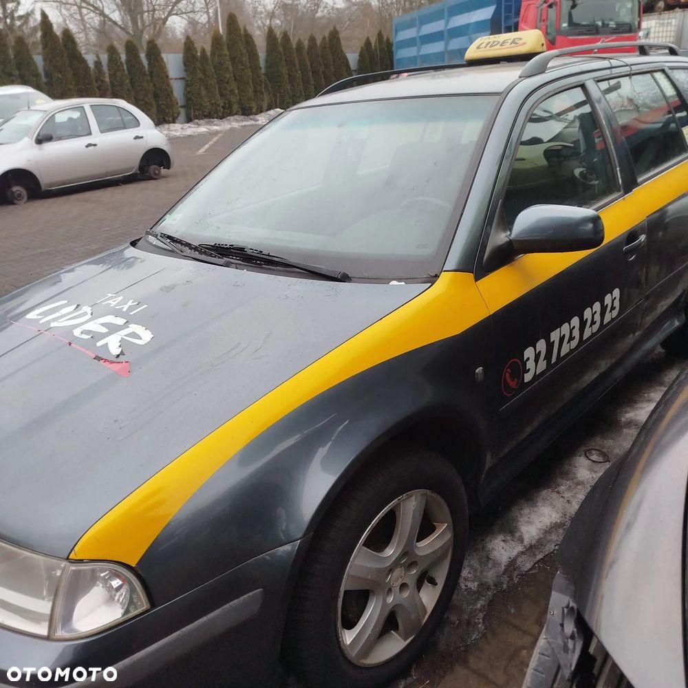 Skoda Octavia 1  na części - 2