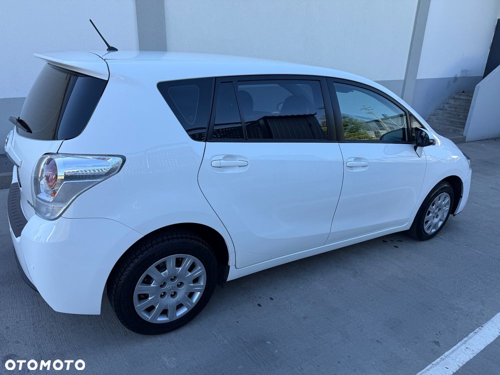 Toyota Verso 1.6 Active EU6 - 24