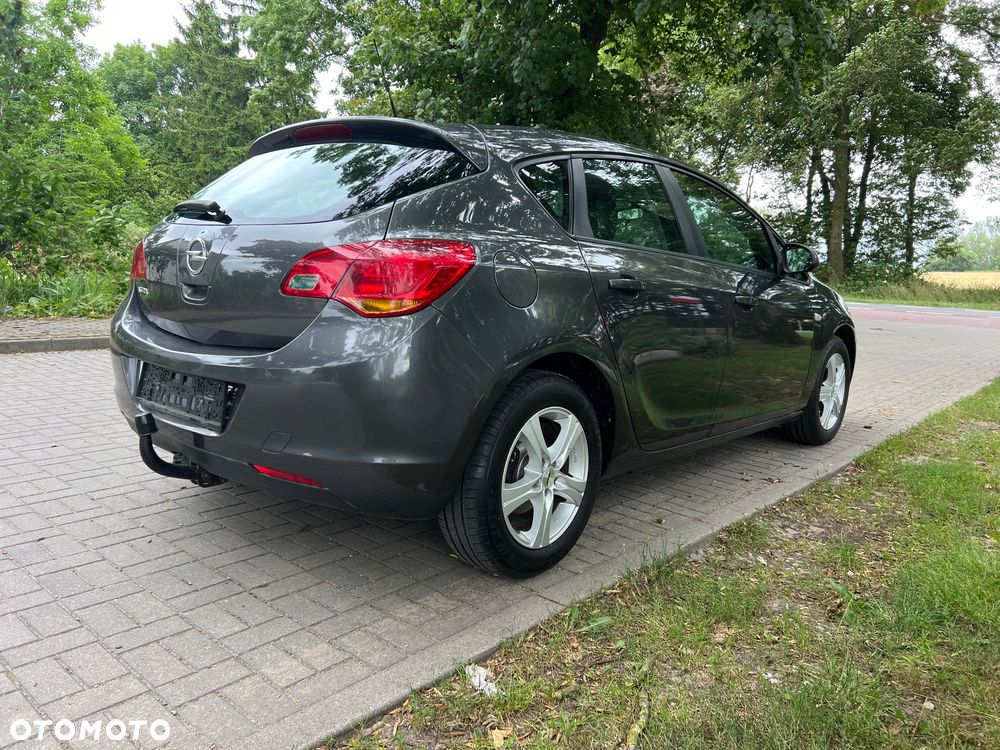 Opel Astra 1.6 Sport - 7