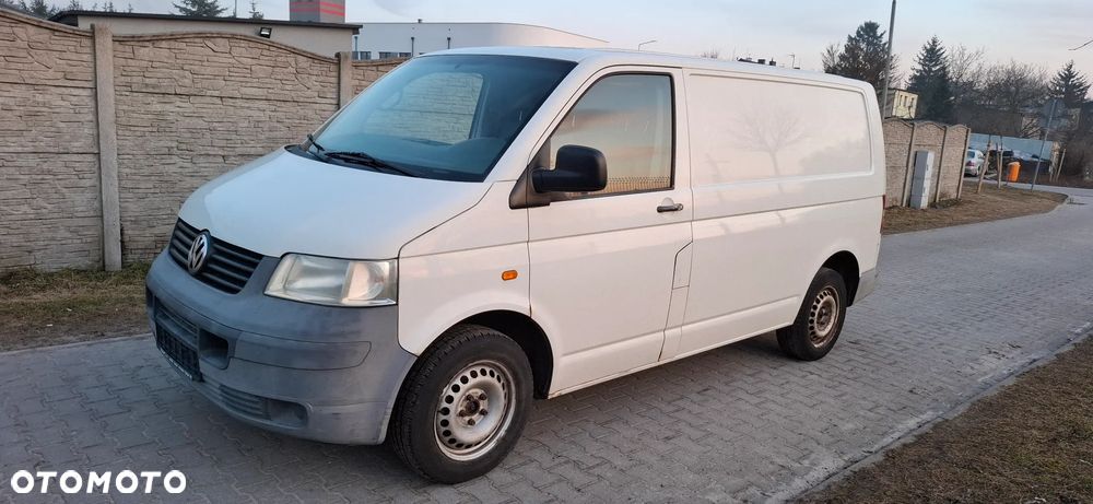Volkswagen Transporter T5 - 1
