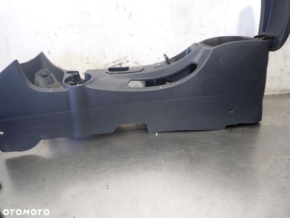 TUNEL ŚRODKOWY KIA SPORTAGE 2.0 II LIFT - 4