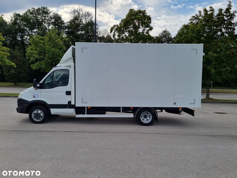 Iveco Daily 35C15 3.0 HPi 150KM 8-Palet Kontener dł 4.57 - 2