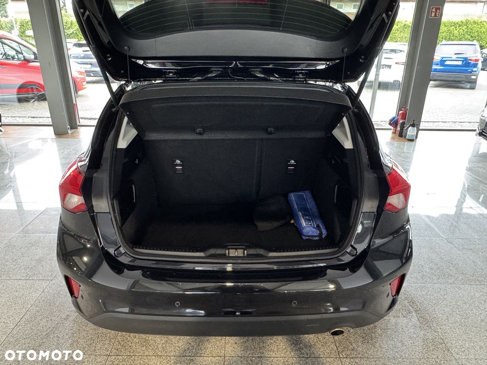 Ford Focus - 13