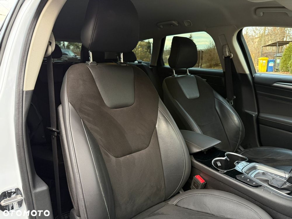 Ford Mondeo 2.0 TDCi STart-Stopp PowerShift-Aut Titanium - 26