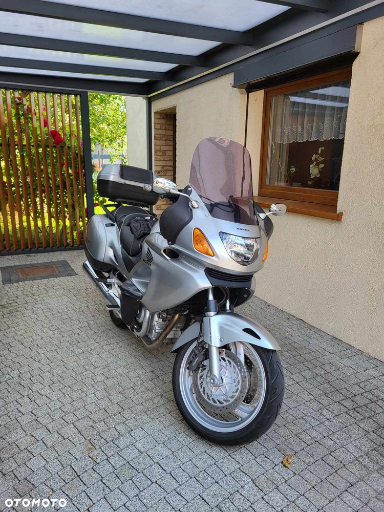 Honda Deauville - 1