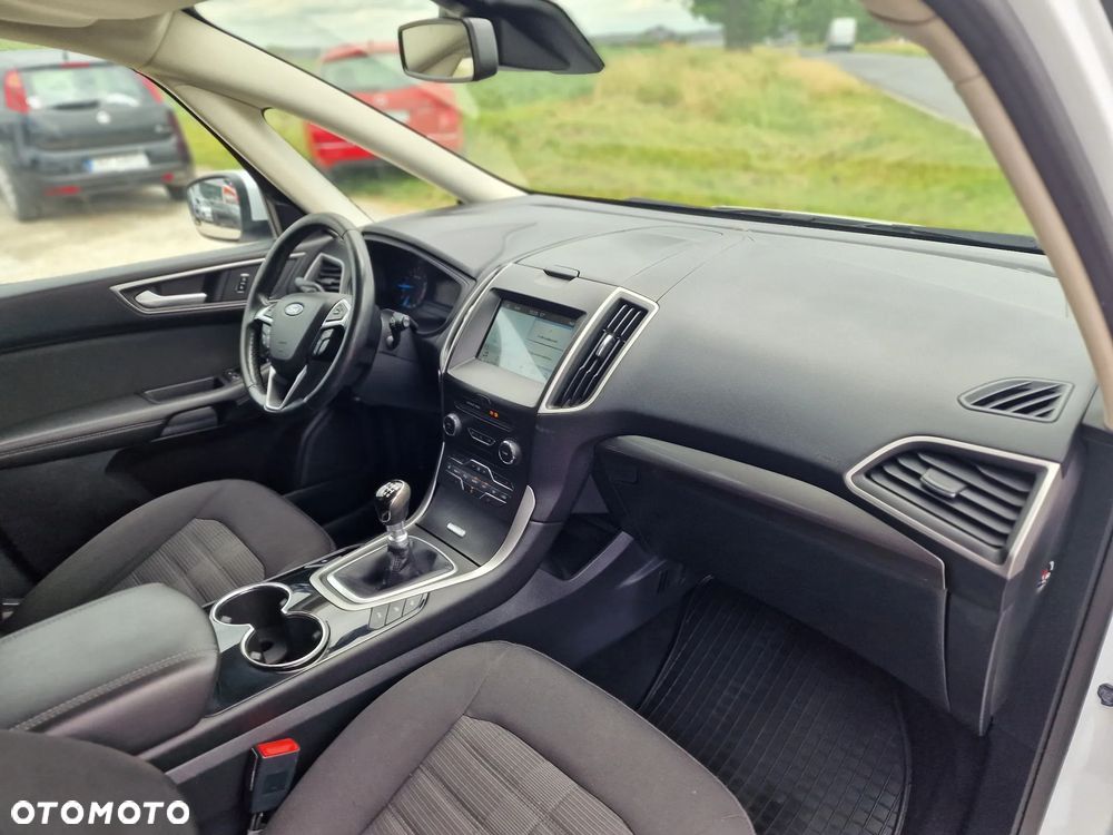 Ford Galaxy 2.0 TDCi Trend - 31