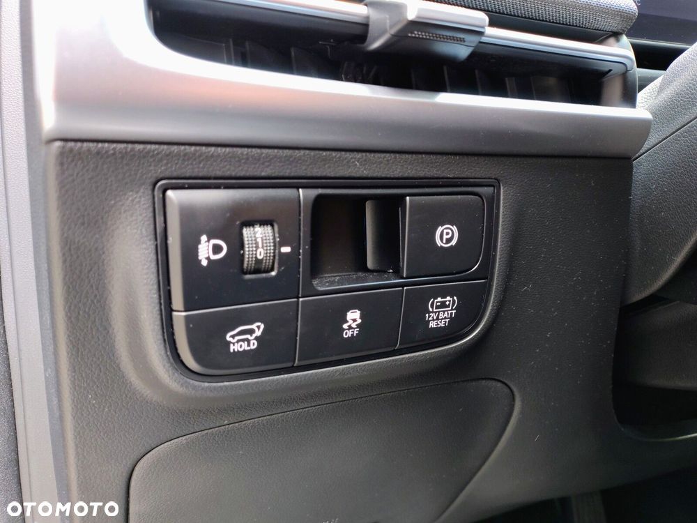 Hyundai Tucson 1.6 T-GDi HEV Executive 2WD - 19
