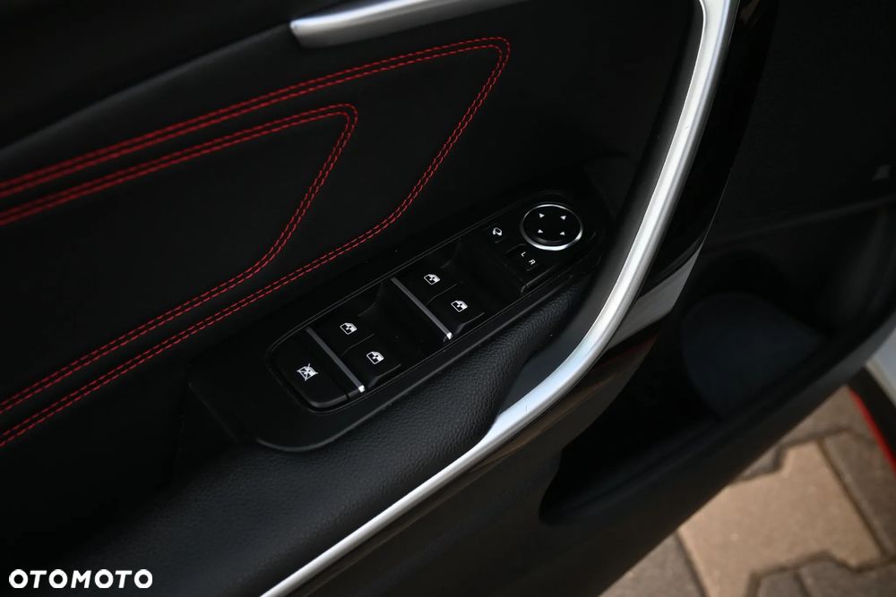 Kia ProCeed 1.6 T-GDI DCT7 OPF GT - 32