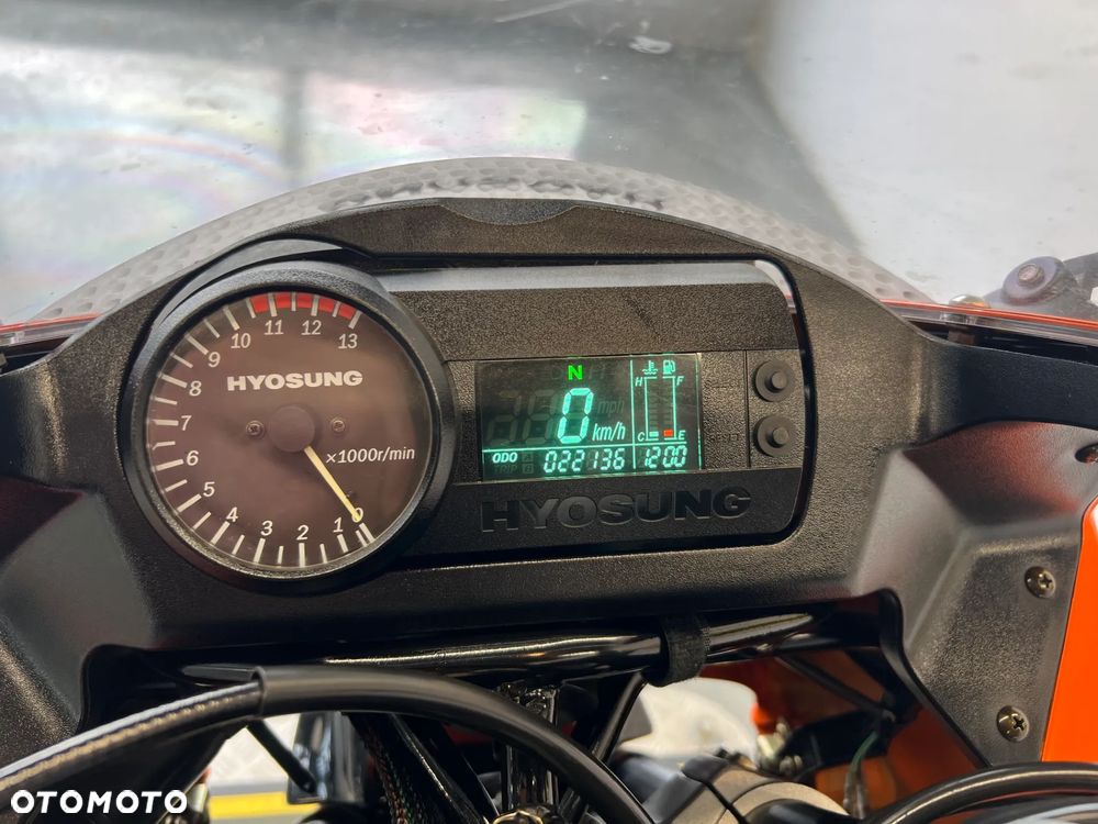 Hyosung GT Comet - 5