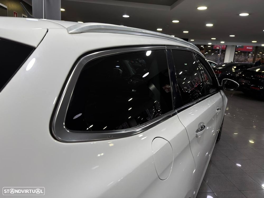 Peugeot 308 SW 1.2 PureTech Allure EAT6 - 12