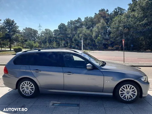 BMW Seria 3 318d Touring Aut. Luxury Line - 11