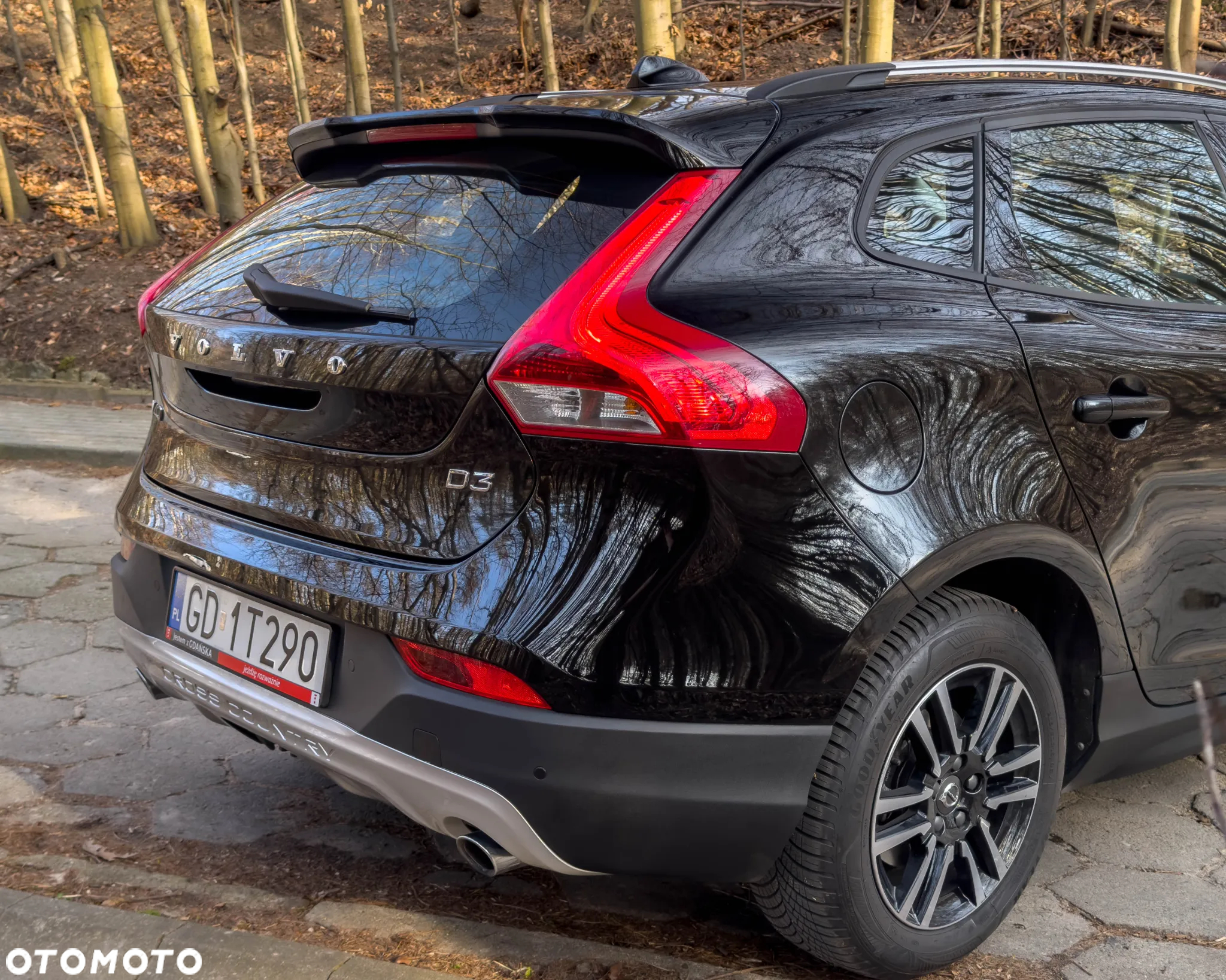 Volvo V40 Cross Country D3 Momentum - 10